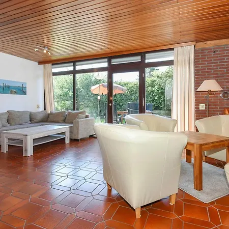 Ferienhaeuser Strandburgen בית נופש בנסרסיל